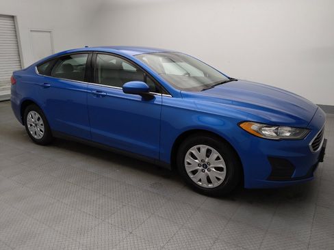 Used 2020 Ford Fusion S FWD image 11