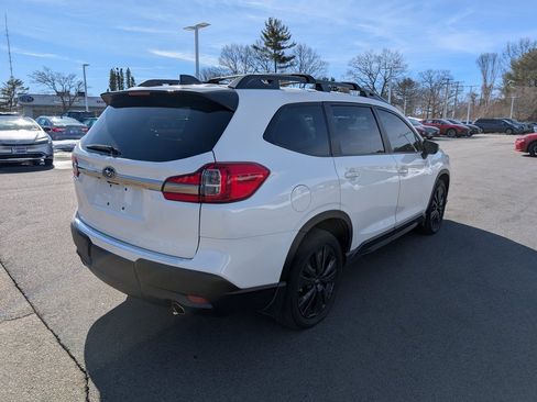 Used 2022 Subaru Ascent Onyx Edition image 6