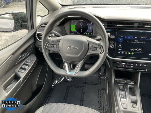 Used 2023 Chevrolet Bolt LT image 33