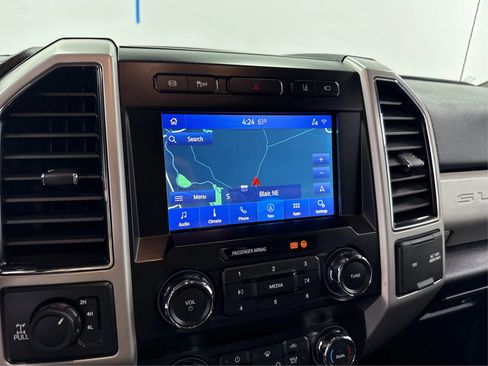 Used 2020 Ford F350 Lariat w/ Lariat Ultimate Package image 25