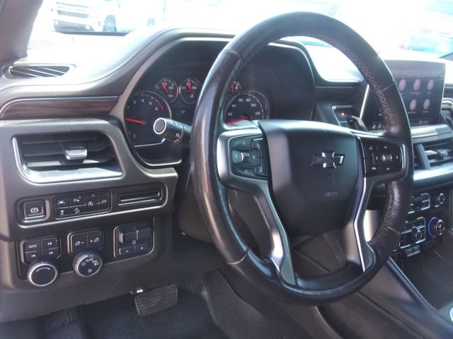 Used 2021 Chevrolet Tahoe Z71 w/ Luxury Package AWD/4WD image 26