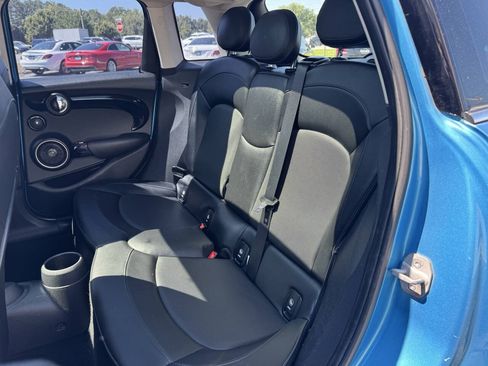 Used 2015 MINI Cooper S FWD image 9