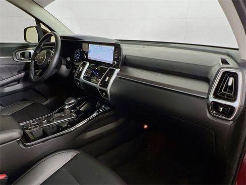 Used 2023 Kia Sorento SX image 41