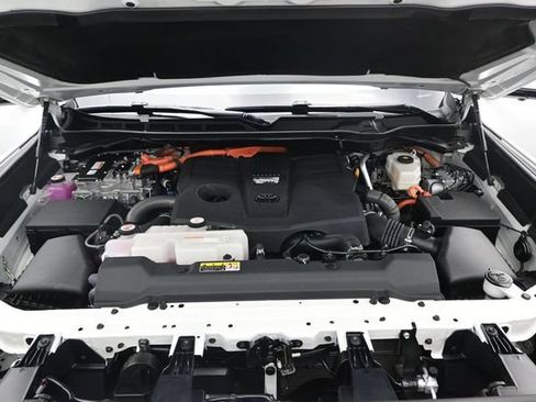 Used 2023 Toyota Sequoia SR5 w/ SR5 Premium Package RWD image 21