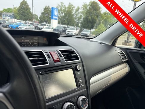 Used 2016 Subaru Forester 2.5i w/ Alloy Wheel Package image 18