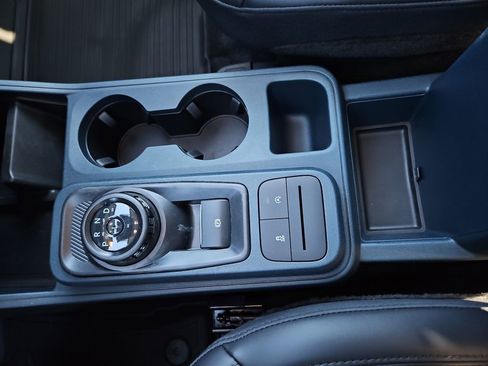 New 2026 Ford Maverick Lariat w/ Black Appearance Package image 28