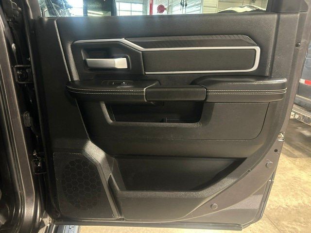 Certified 2025 RAM 2500 Big Horn AWD/4WD image 12