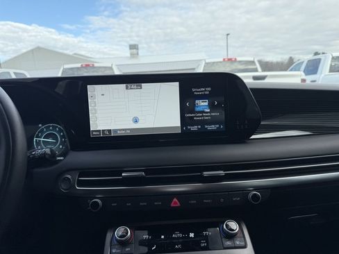 Used 2025 Hyundai Palisade Calligraphy image 13