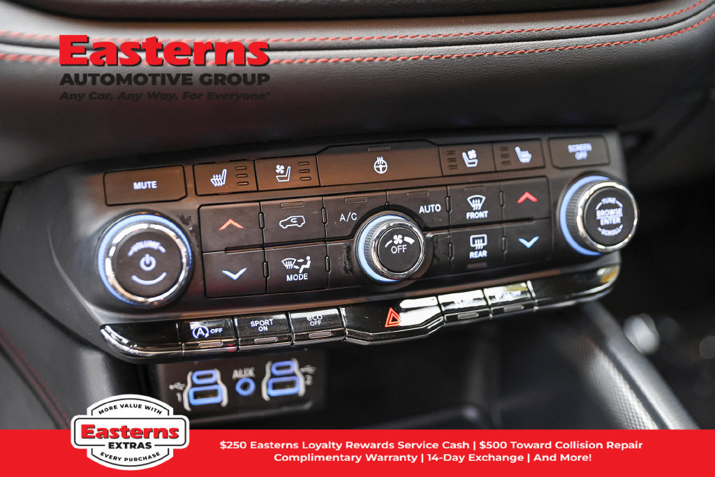 Used 2024 Dodge Durango GT RWD image 21