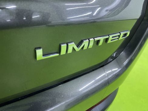 Used 2024 Jeep Compass Limited image 13