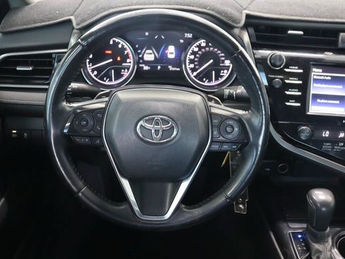 Used 2020 Toyota Camry SE w/ Cold Weather Package AWD/4WD image 9