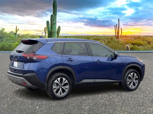 Certified 2022 Nissan Rogue SV image 5