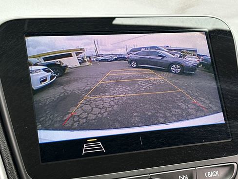 Used 2020 Chevrolet Malibu LS w/ Driver Confidence Package II image 17