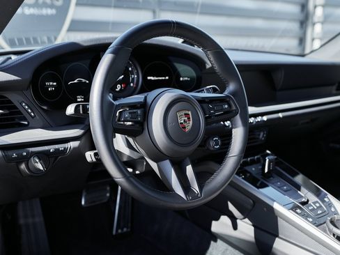 Used 2024 Porsche 911 Carrera S w/ Sport Package image 30