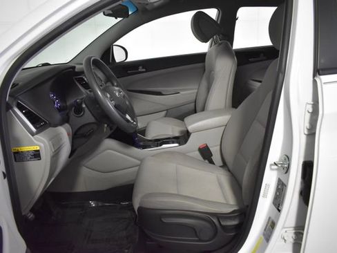 Used 2016 Hyundai Tucson SE FWD image 11