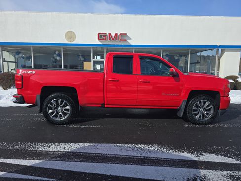 Used 2017 Chevrolet Silverado 1500 LT w/ All Star Edition image 2