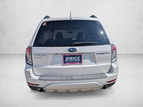Used 2012 Subaru Forester 2.5X Limited AWD/4WD image 9