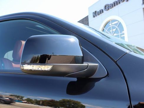 Used 2024 Dodge Durango SRT Hellcat image 2