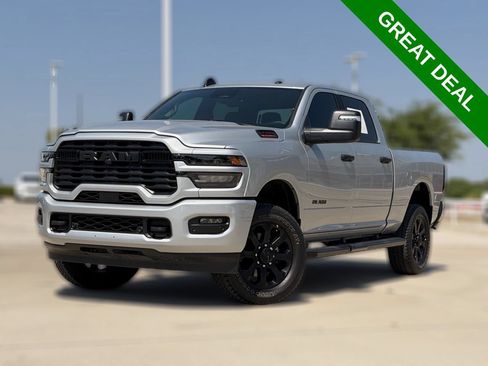 Used 2026 RAM 2500 Big Horn AWD/4WD image 2