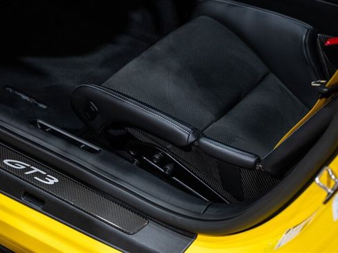 Used 2022 Porsche 911 GT3 RWD image 26