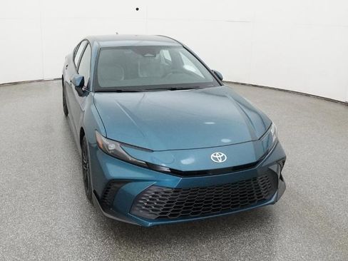 New 2026 Toyota Camry SE image 32