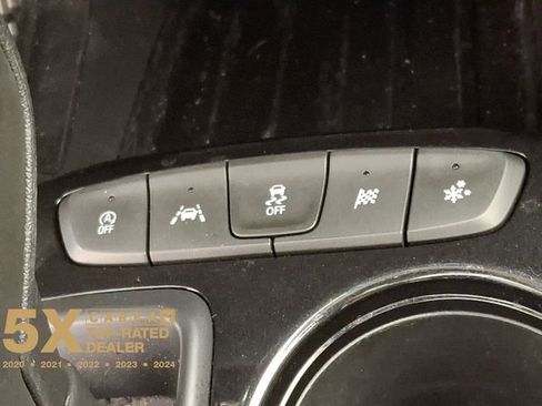 Used 2021 Chevrolet TrailBlazer LT w/ Convenience Package image 27