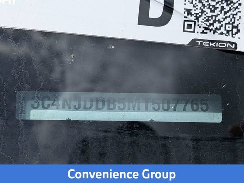 Used 2021 Jeep Compass Trailhawk w/ Sun and Sound Group AWD/4WD image 11