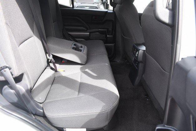 Certified 2025 Toyota 4Runner SR5 AWD/4WD image 27