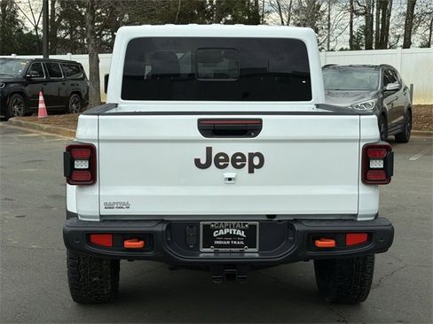 New 2026 Jeep Gladiator Mojave image 12