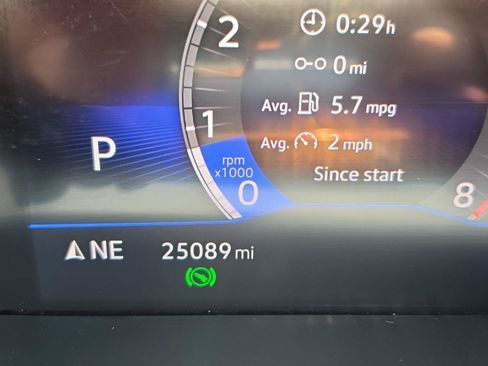 Used 2024 Volkswagen Tiguan SE R-Line AWD/4WD image 2