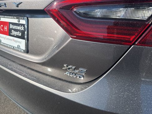 Used 2021 Toyota Camry XLE image 8