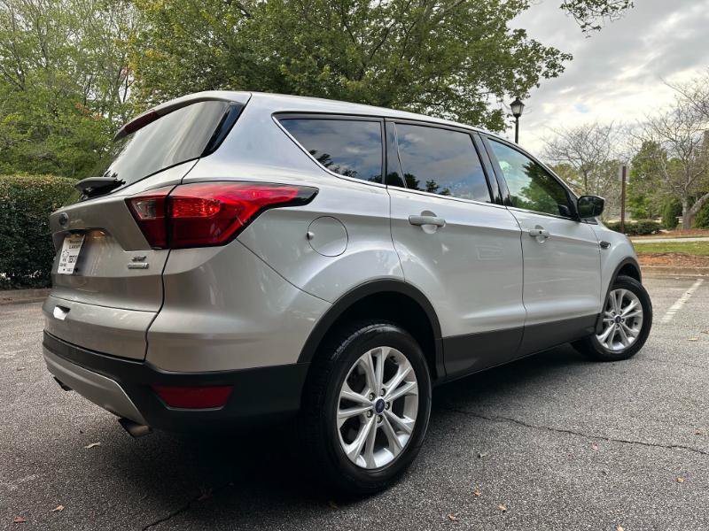 Used 2019 Ford Escape SE FWD image 7