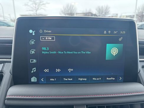 Used 2024 Chevrolet Suburban RST image 26