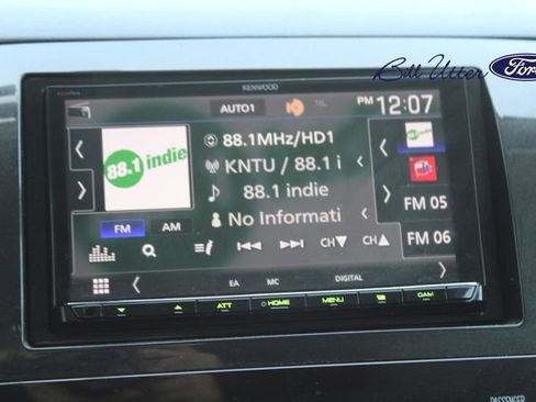 Used 2015 Toyota Sequoia SR5 w/ Premium Package image 21