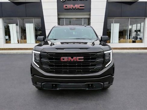 Used 2024 GMC Sierra 1500 Pro w/ Graphite Edition image 5