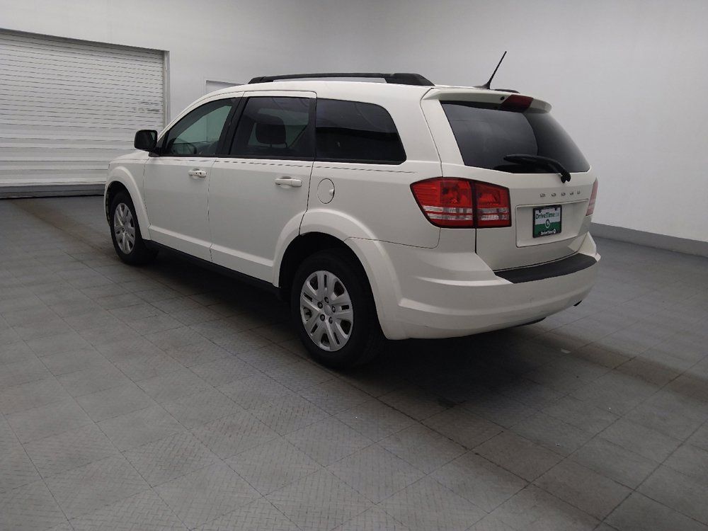 Used 2018 Dodge Journey SE FWD image 3