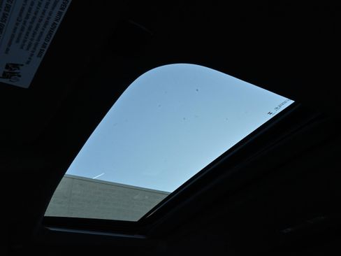 Used 2025 GMC Sierra 2500 AT4 w/ AT4 Premium Plus Package image 31