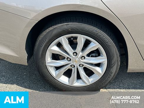 Used 2025 Chevrolet Malibu LT FWD image 20