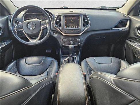 Used 2016 Jeep Cherokee High Altitude w/ Luxury Group image 17