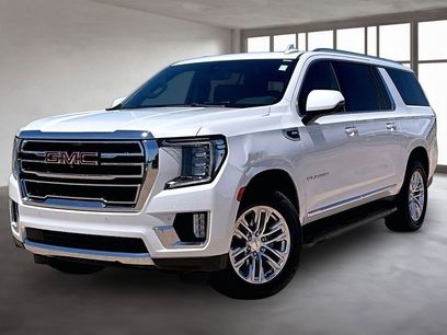 Used 2022 GMC Yukon XL SLT w/ SLT Premium Package