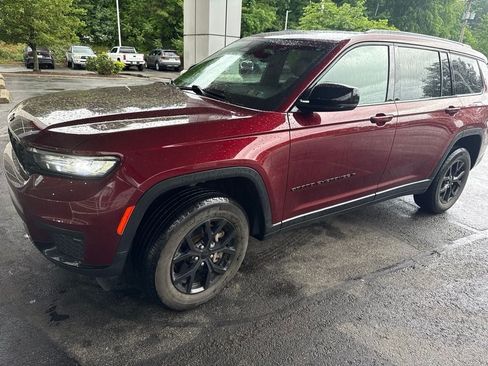 Used 2024 Jeep Grand Cherokee L Altitude AWD/4WD image 1