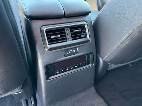 Used 2024 MAZDA CX-90 3.3 Turbo w/ Preferred Package image 24