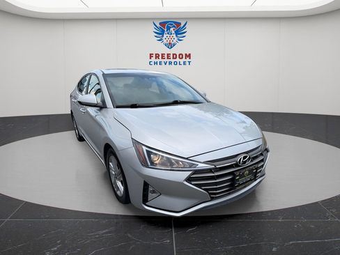 Used 2020 Hyundai Elantra SEL FWD image 8