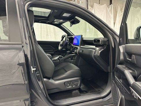 Used 2025 Toyota 4Runner TRD Sport Premium image 58