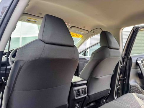 Used 2024 Toyota RAV4 XLE w/ Weather Package AWD/4WD image 15