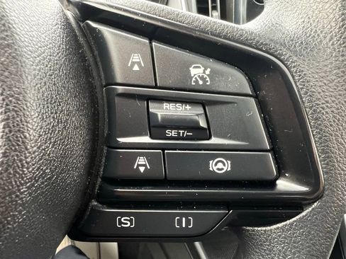 Used 2024 Subaru Crosstrek 2.0i Premium image 40