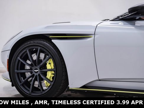 Used 2021 Aston Martin DB11 AMR image 13