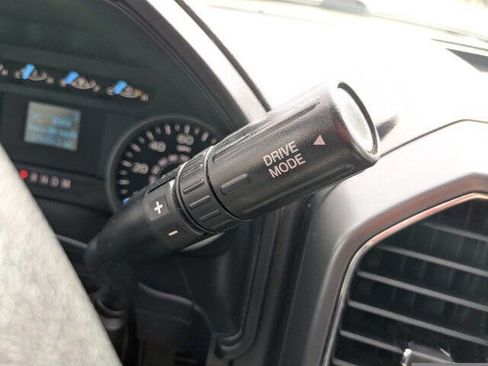 Used 2018 Ford F150 XLT image 24