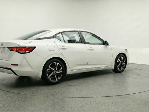 Used 2025 Nissan Sentra SV FWD image 9