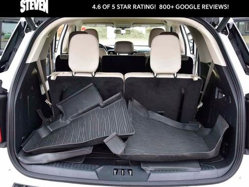 Used 2022 Ford Explorer XLT w/ Equipment Group 202A image 32